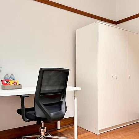 Charming Central Unit In Authentic Building Sydney Exterior photo